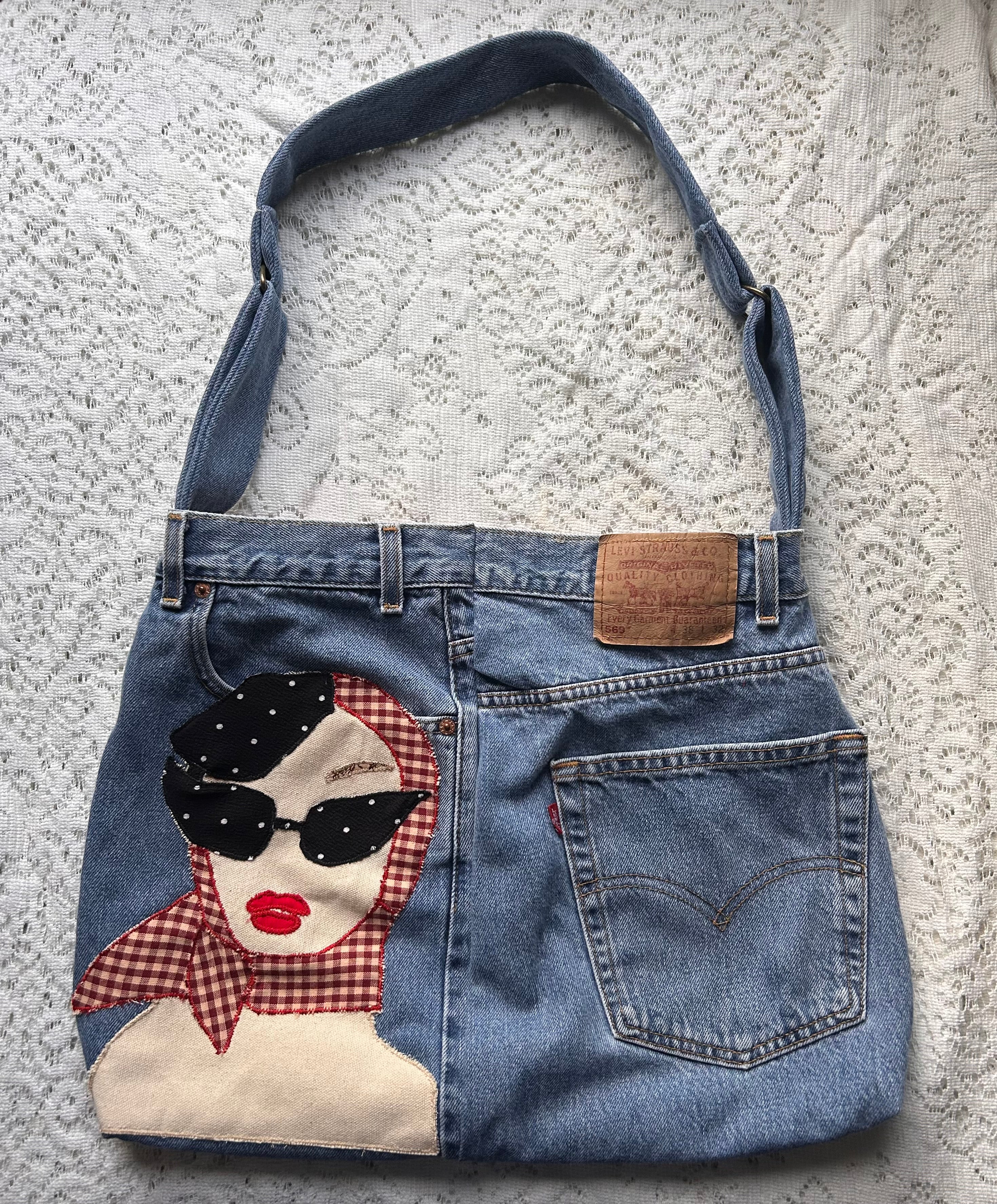 The Icon Shoulder Bag