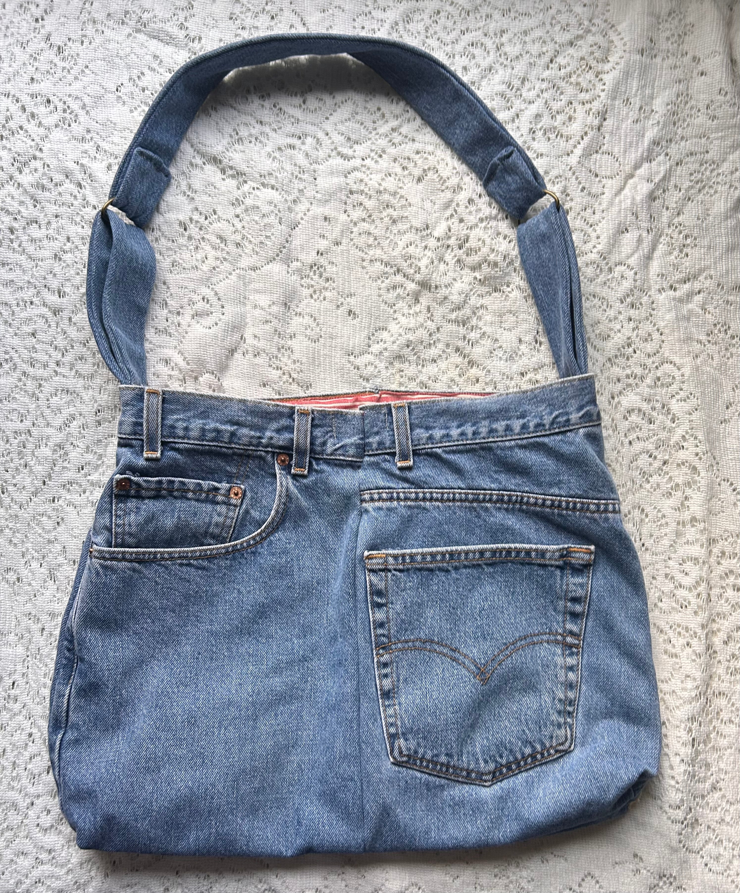 The Icon Shoulder Bag