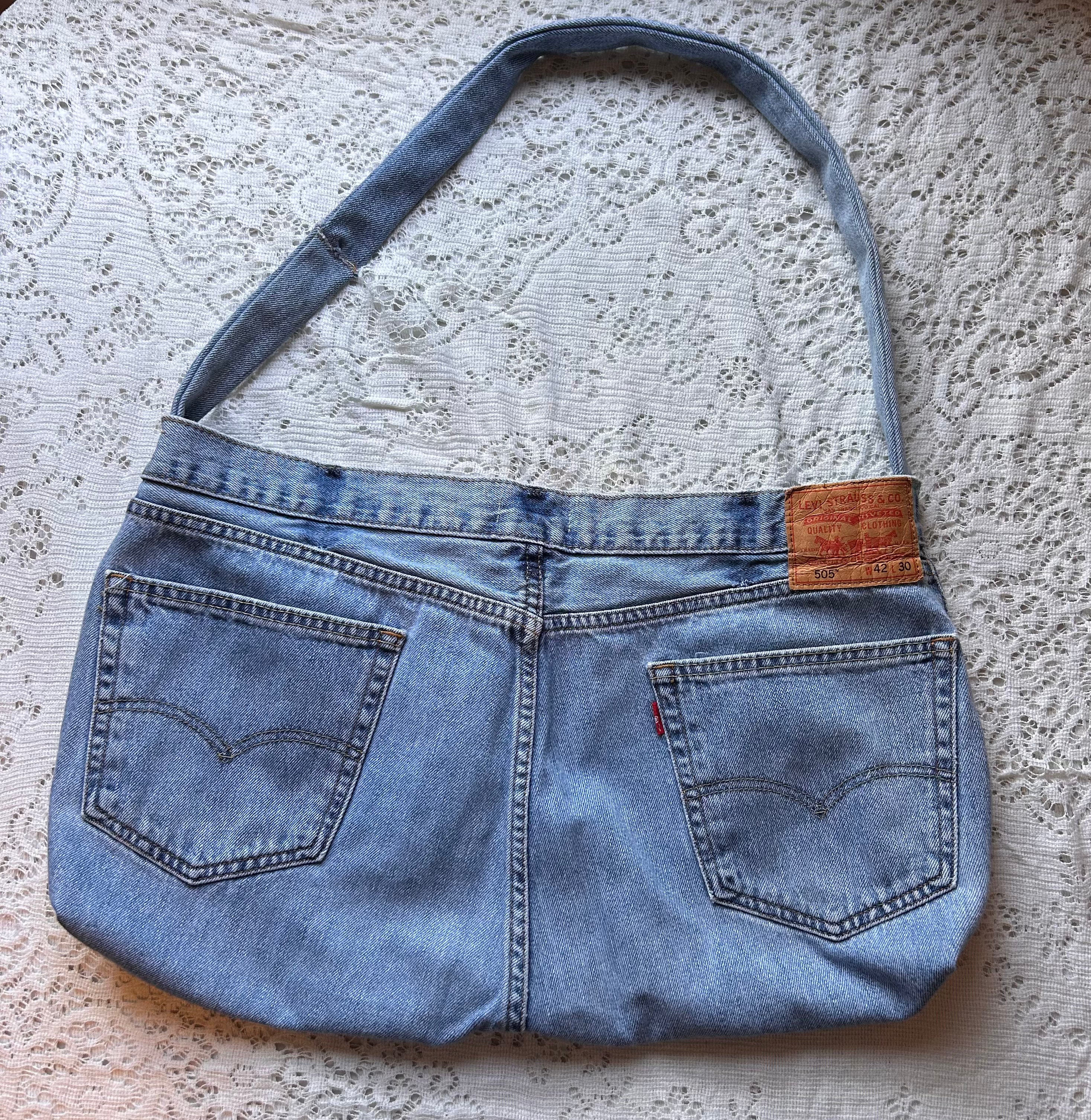 Double Heart Shoulder Bag